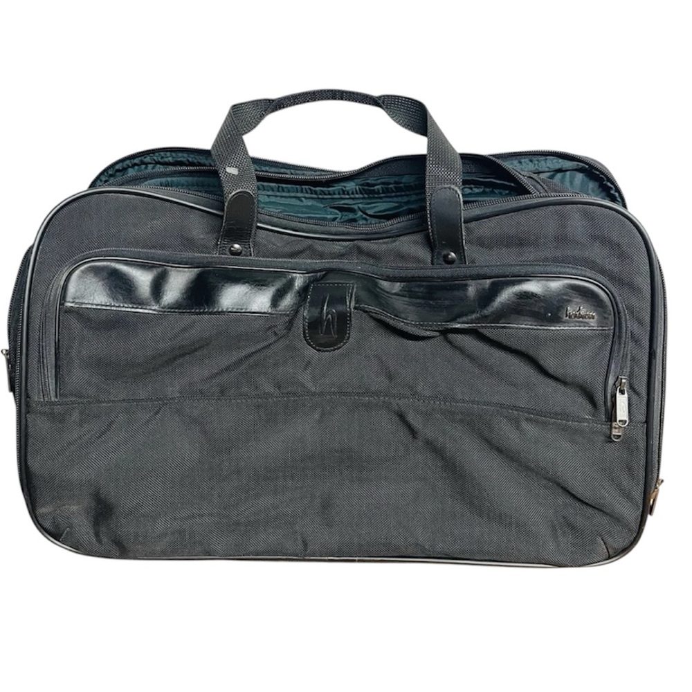 HARTMANN Black 23" Bifold Carry-On Garment Luggage Bag